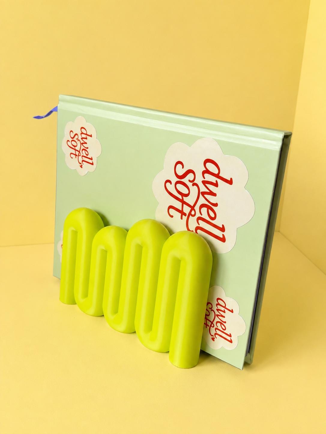Wavy Tablet Stand — photo 4