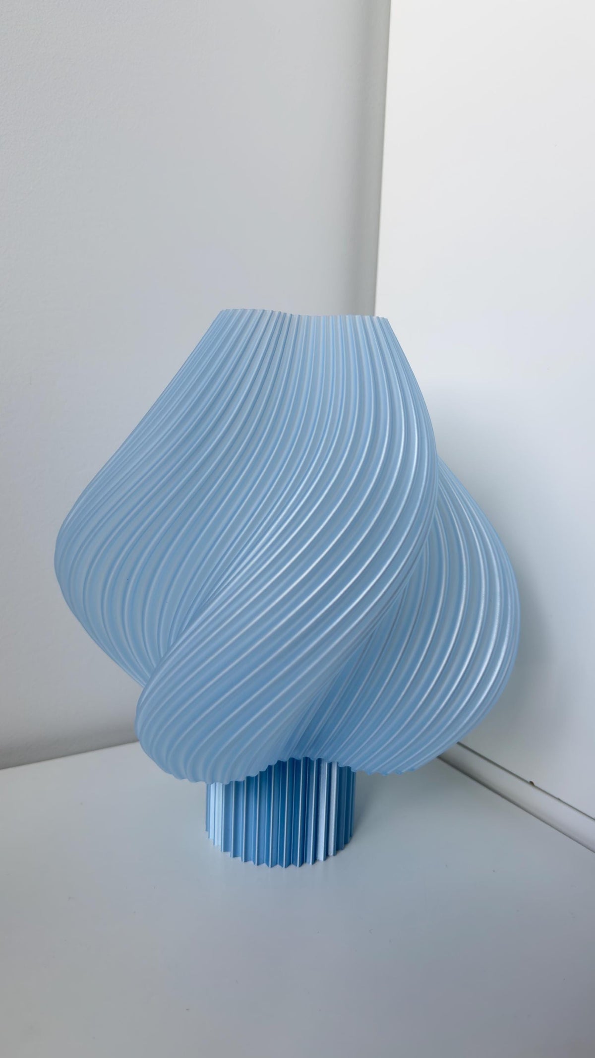 Aura Table Lamp — photo 5