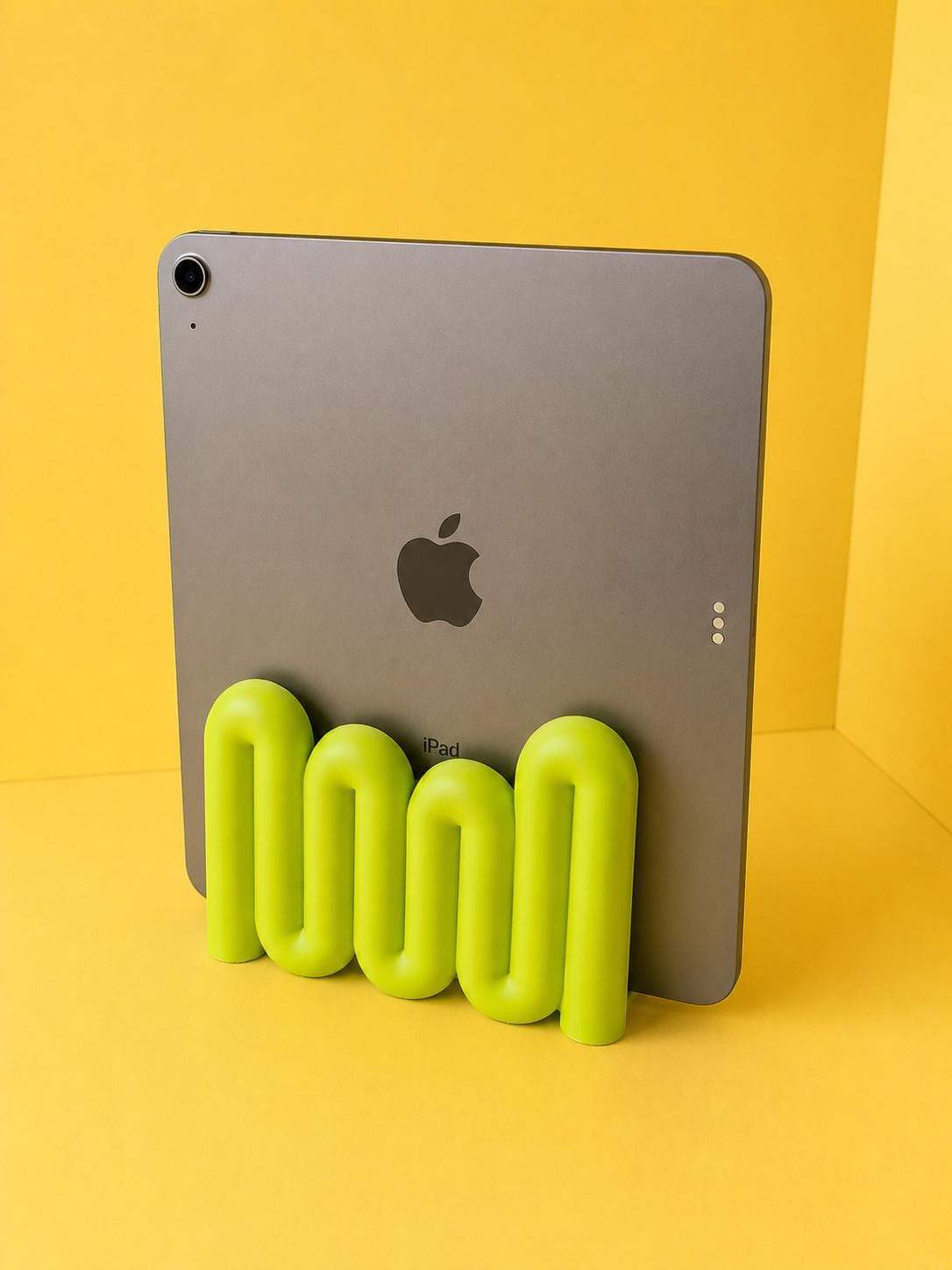 Wavy Tablet Stand